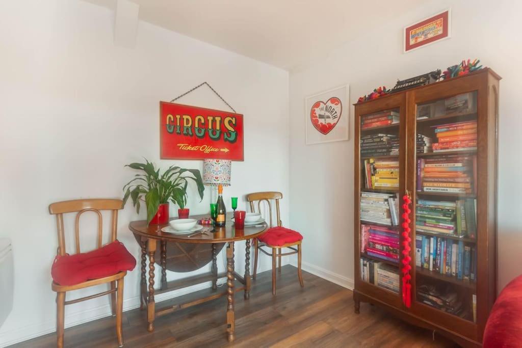 Ferienwohnung Alnwick Book Nook - Dog Friendly Exterior foto